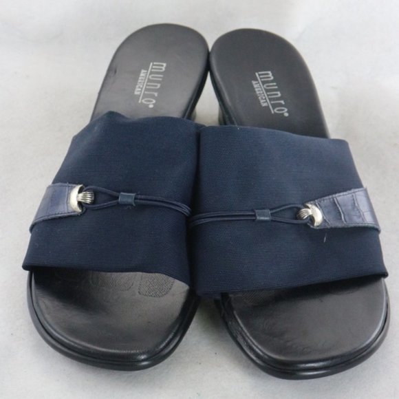 MUNRO Navy/Black Wide Strap Open Toe Sandals 8 W - Picture 8 of 8